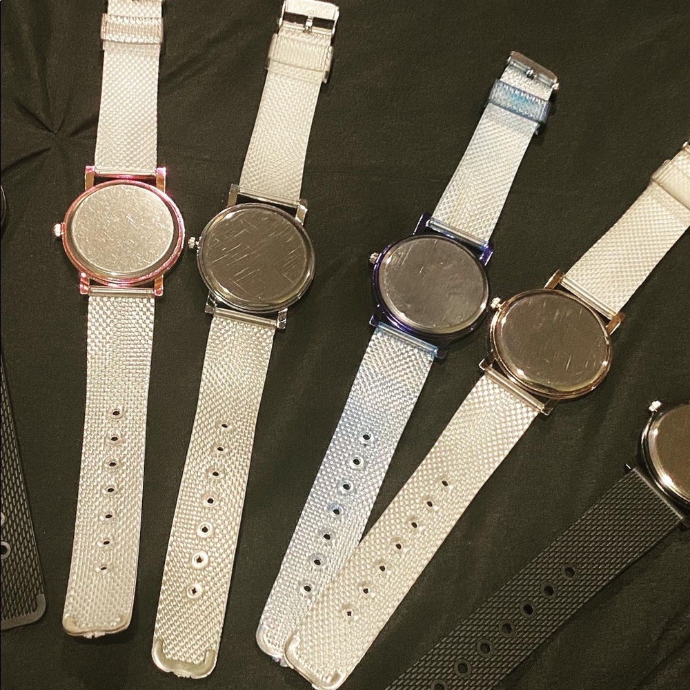 New! Fashion Watches - Picture 3 of 6